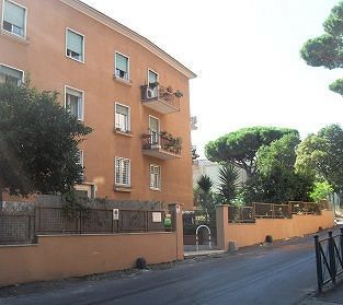 B&B Al Vicoletto Di Trastevere Rome Exterior photo